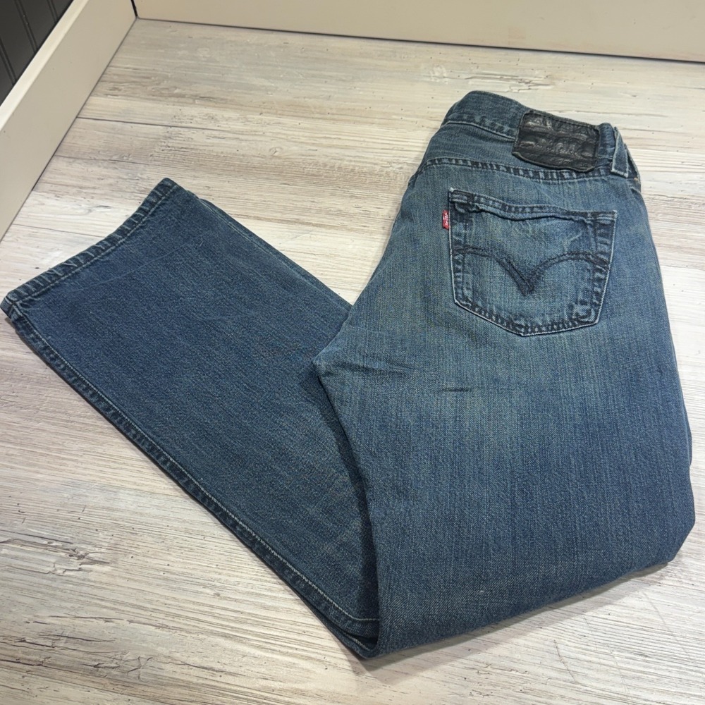 Levi's 501‎ Original Straight Leg Men's Jeans 30x30 Button Fly Modern-Y2K